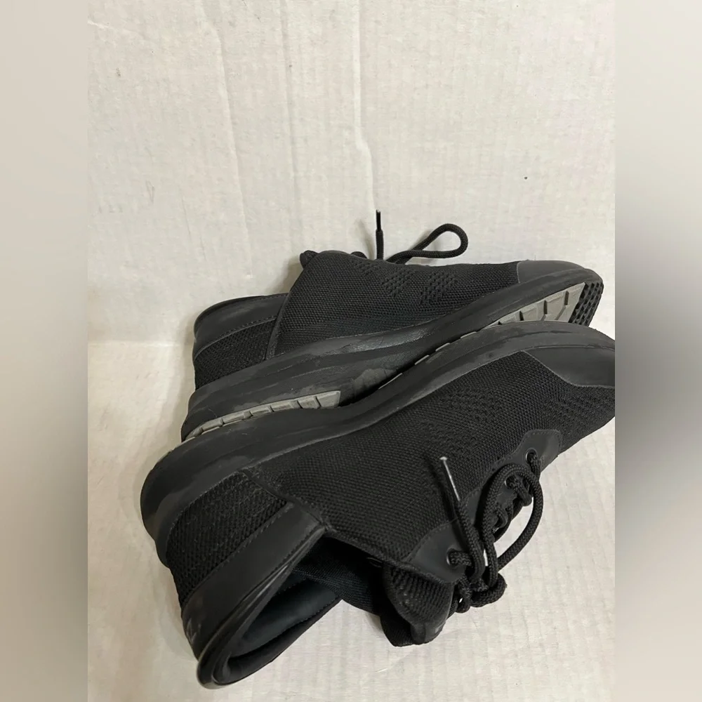 MEN'S ZEBA HANDS-FREE TENNIS SHOES
